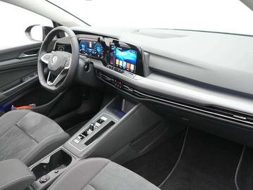 Car image 41