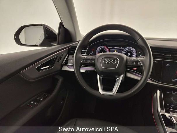 Audi Q8 55 TFSI quattro Tiptronic 250 kW image number 8