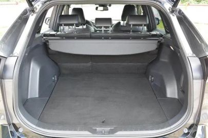 Car image 38