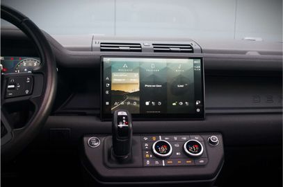 Car image 38