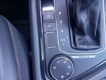 Car image 36