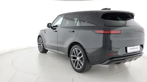 Car image 32