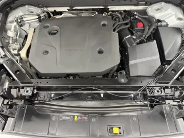 Car image 36