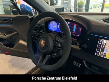 Car image 31
