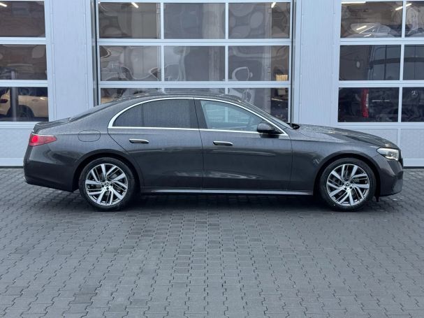 Mercedes-Benz E 220 d 9G-Tronic 4Matic 145 kW image number 7