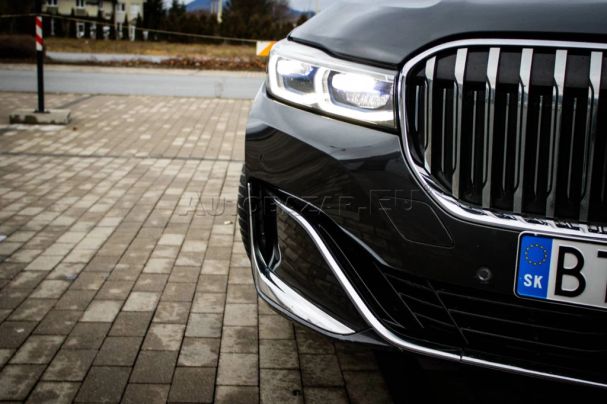 BMW 730Ld xDrive 195 kW image number 9