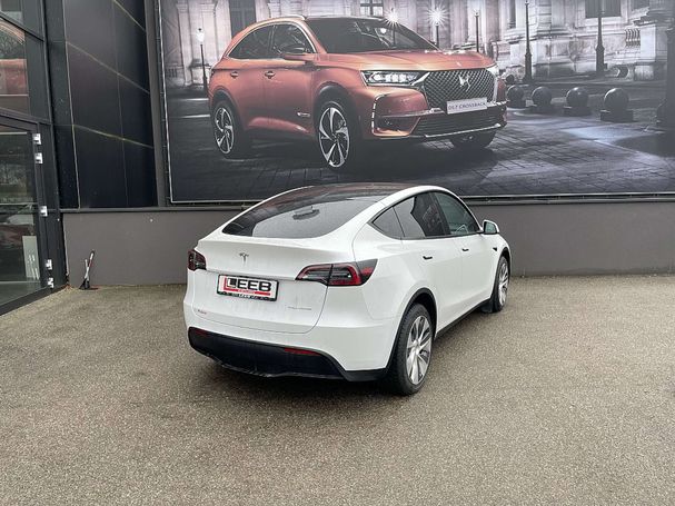 Tesla Model Y Long Range AWD 258 kW image number 2