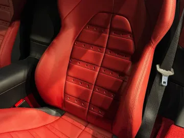 Car image 28