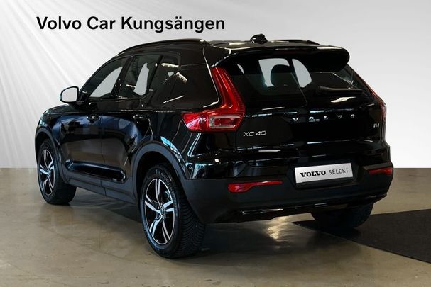 Volvo XC40 B4 Plus Dark 147 kW image number 3