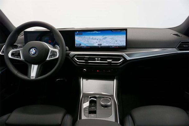 BMW 330 Touring xDrive 185 kW image number 6