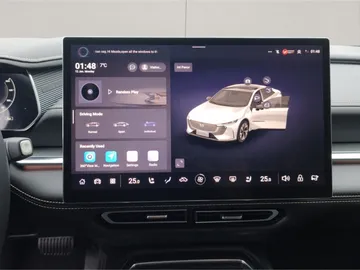 Car image 16