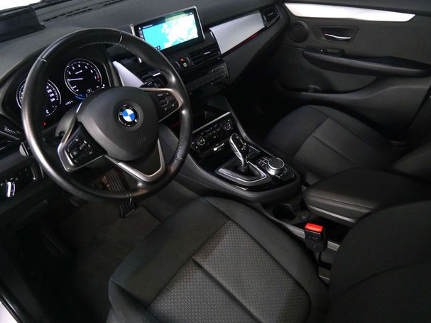 BMW 220i Gran Tourer 141 kW image number 8