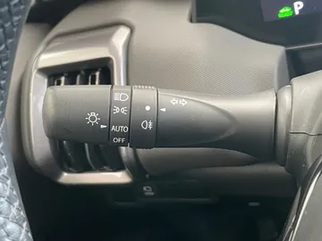 Car image 27