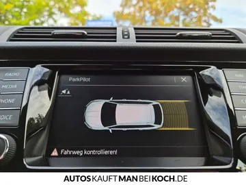 Car image 33