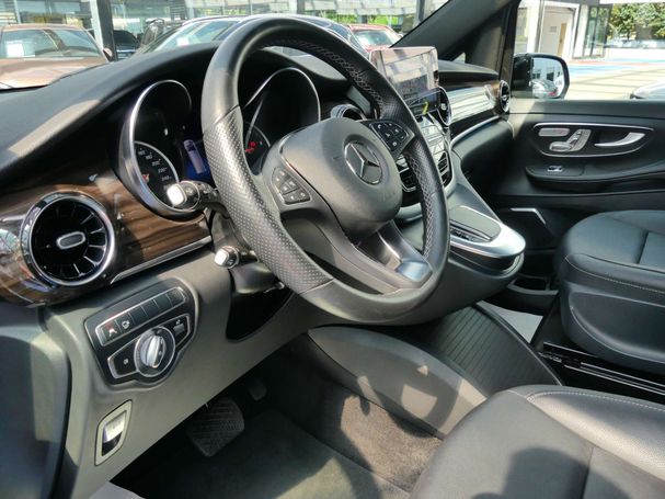 Mercedes-Benz V 300d Edition 1 174 kW image number 15