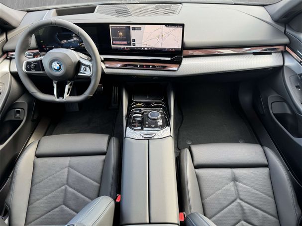 BMW i5 eDrive40 250 kW image number 6