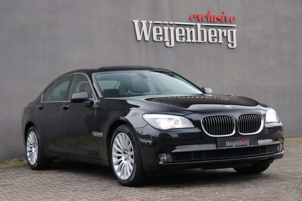 BMW 740i 241 kW image number 30