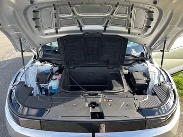Car image 23