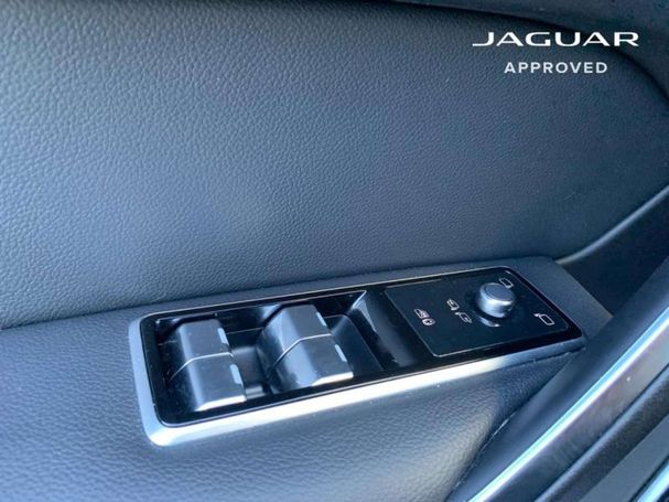 Jaguar F-Pace P400e AWD 301 kW image number 18