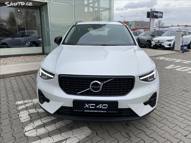 Volvo XC40 T5 Plus 193 kW image number 3