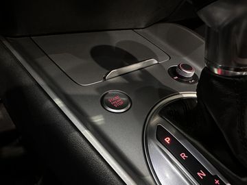 Car image 33