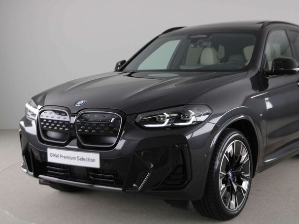 BMW iX3 M Sport 210 kW image number 17