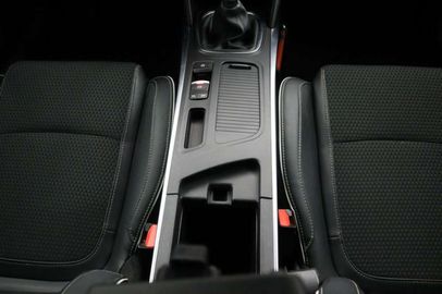 Car image 31