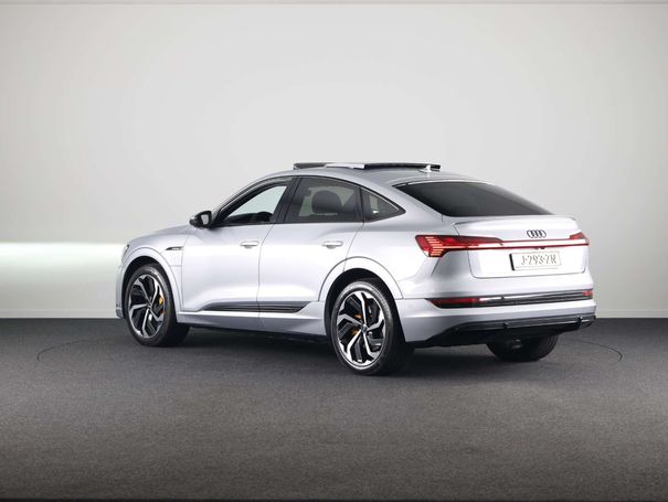 Audi e-tron 55 quattro Sportback 300 kW image number 4