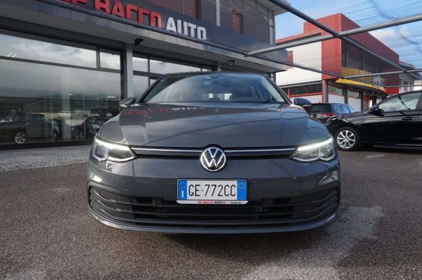 Volkswagen Golf 1.0 eTSI Life DSG 81 kW image number 1