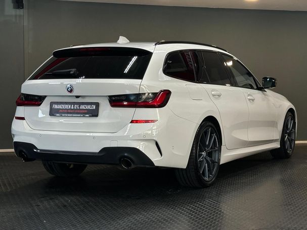 BMW 330d Touring M Sport xDrive 195 kW image number 8