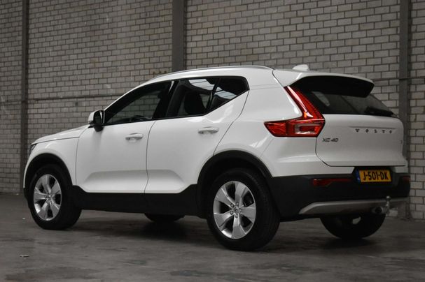 Volvo XC40 T3 120 kW image number 2