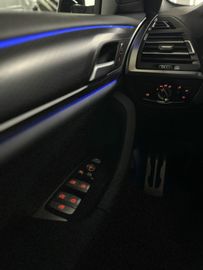 Car image 45