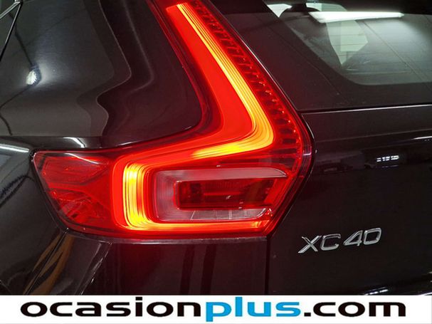 Volvo XC40 B4 Momentum Pro AWD 145 kW image number 17