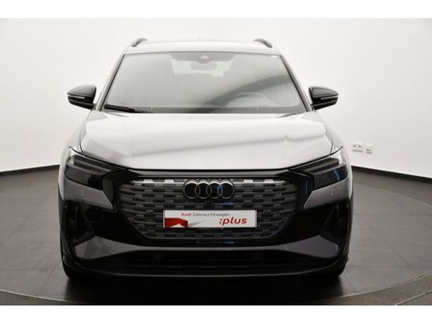 Audi Q4 quattro e-tron 220 kW image number 17