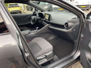 Car image 13