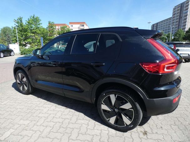 Volvo XC40 Single Motor Extended Range Plus 185 kW image number 11