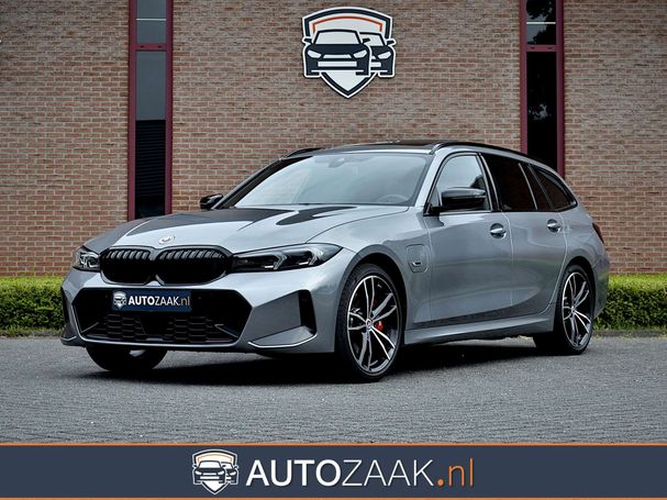 BMW 330 e Touring 215 kW image number 1