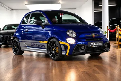 Car image 2