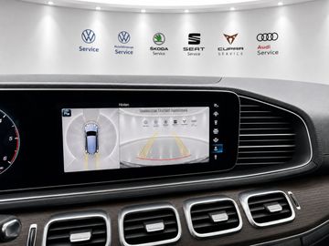 Car image 30