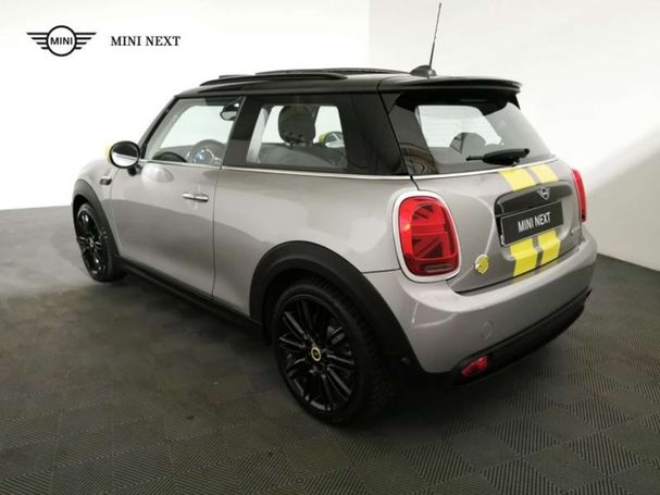 Mini Cooper SE Resolute Edition 137 kW image number 3