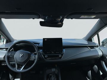 Car image 11