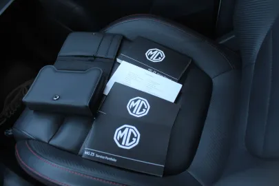 Car image 41