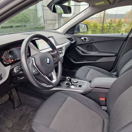 BMW 118i 100 kW image number 16