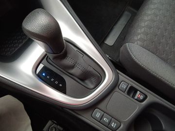 Car image 14