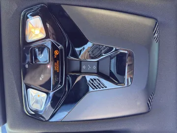 Car image 31