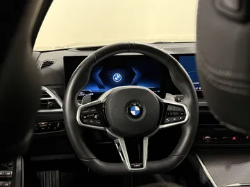 Car image 36