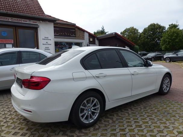 BMW 320i 135 kW image number 4