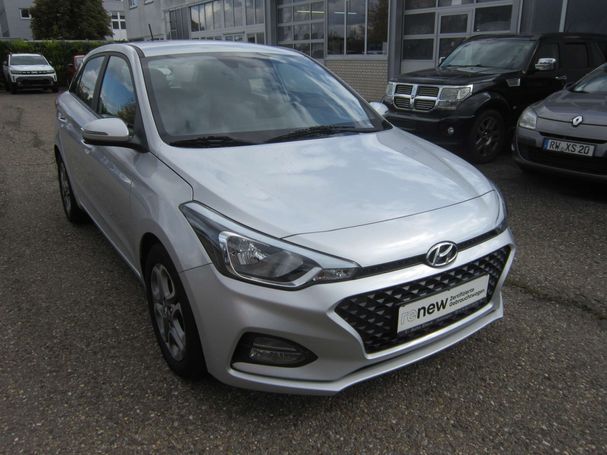 Hyundai i20 Blue 1.0 T-GDI 74 kW image number 2