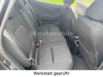 Car image 13