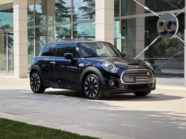 Mini Cooper SE M 135 kW image number 2